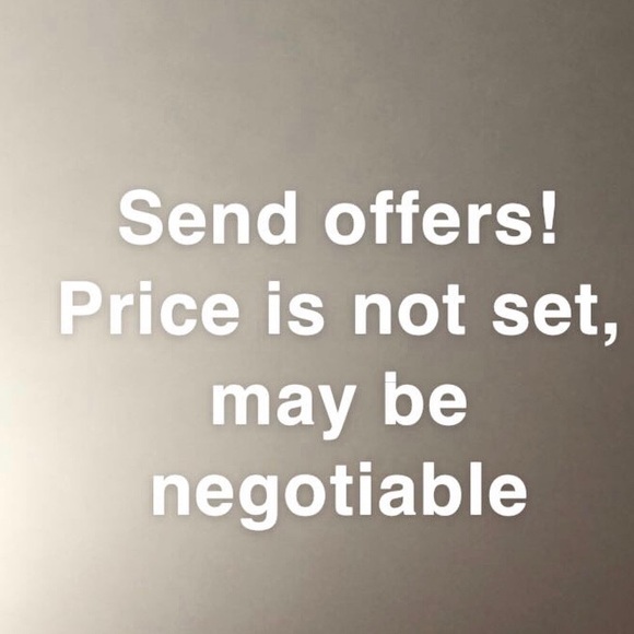 Pink shorts - Picture 3 of 3